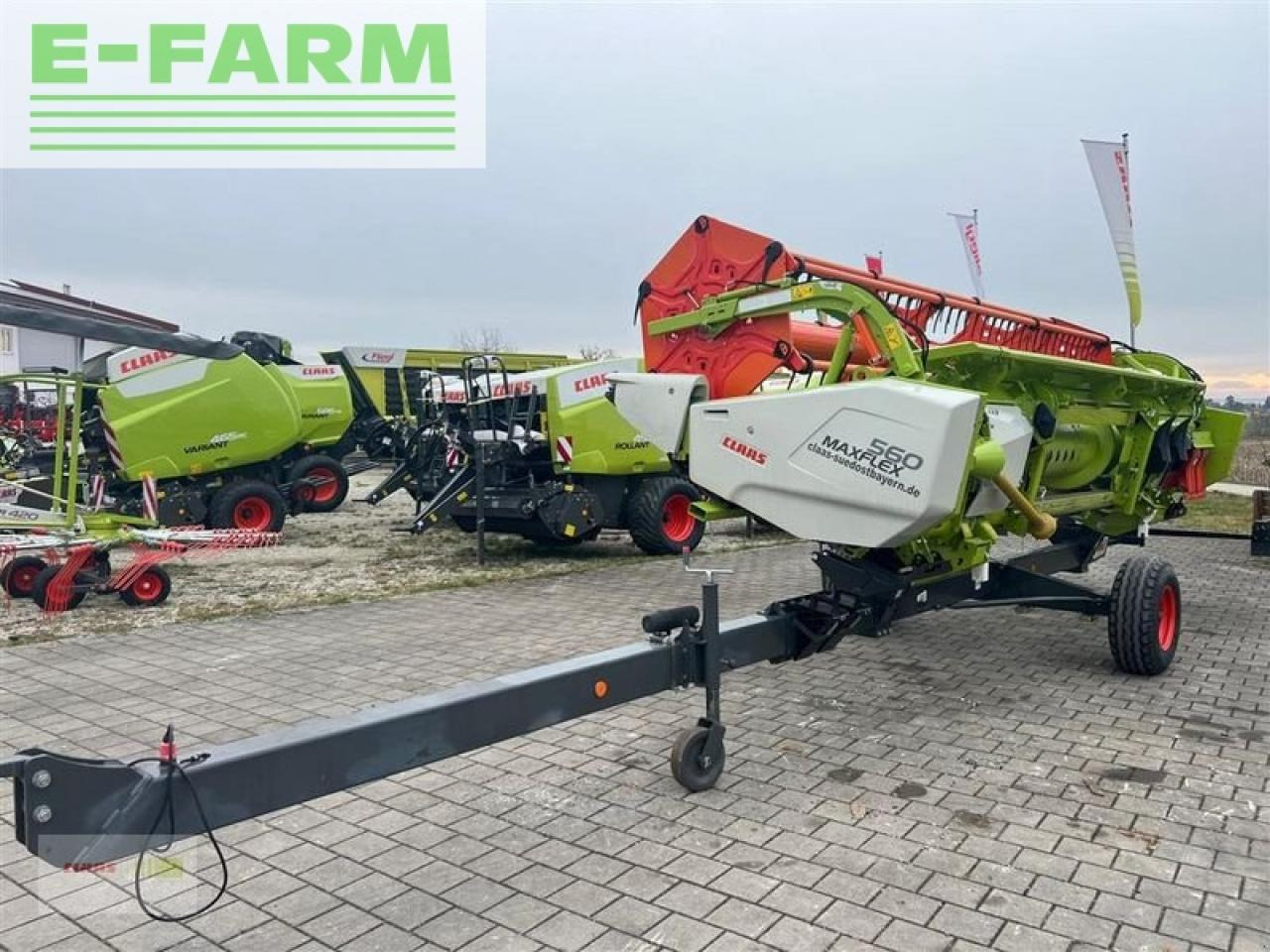 CLAAS maxflex 560 + tw - Traktor: slika CLAAS maxflex 560 + tw - Traktor CLAAS maxflex 560 + tw - Traktor: slika CLAAS maxflex 560 + tw - Traktor