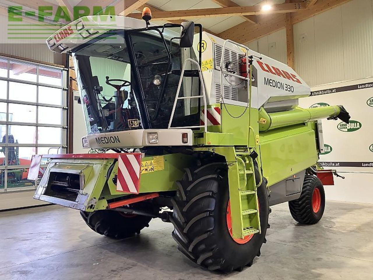 CLAAS medion 330 - Kombajn za žetvu: slika CLAAS medion 330 - Kombajn za žetvu CLAAS medion 330 - Kombajn za žetvu: slika CLAAS medion 330 - Kombajn za žetvu