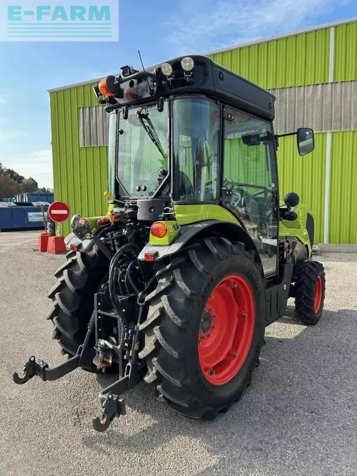 CLAAS nexos 230 s - Traktor: slika CLAAS nexos 230 s - Traktor CLAAS nexos 230 s - Traktor: slika CLAAS nexos 230 s - Traktor