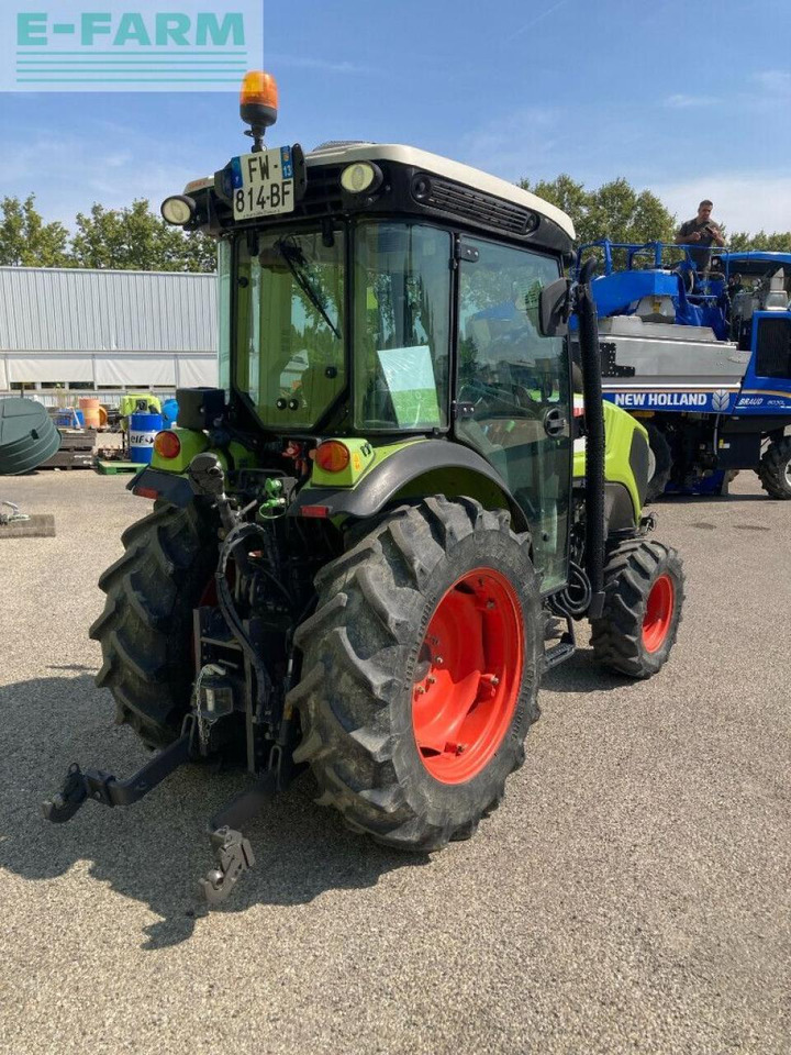 CLAAS nexos 230 ve cabine 4rm t4i VE - Traktor: slika CLAAS nexos 230 ve cabine 4rm t4i VE - Traktor CLAAS nexos 230 ve cabine 4rm t4i VE - Traktor: slika CLAAS nexos 230 ve cabine 4rm t4i VE - Traktor