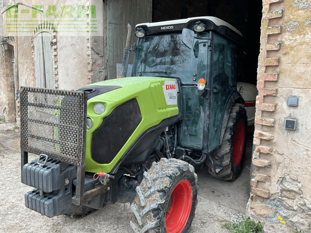 CLAAS nexos 230 vl VL - Traktor: slika CLAAS nexos 230 vl VL - Traktor CLAAS nexos 230 vl VL - Traktor: slika CLAAS nexos 230 vl VL - Traktor