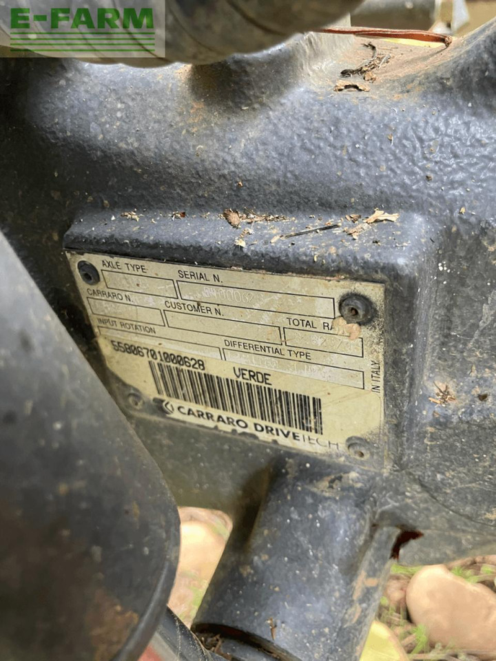 Traktor CLAAS nexos 240 m: slika Traktor CLAAS nexos 240 m