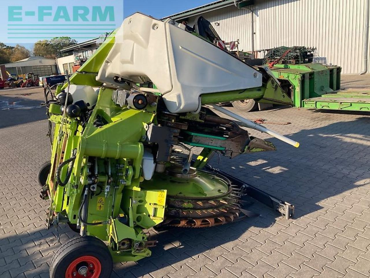 Priključak za silažni kombajn CLAAS orbis 750: slika Priključak za silažni kombajn CLAAS orbis 750