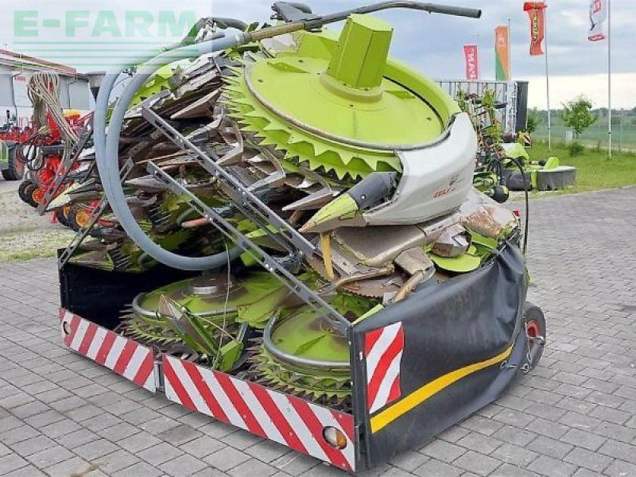 CLAAS orbis 900 - Priključak za silažni kombajn: slika CLAAS orbis 900 - Priključak za silažni kombajn CLAAS orbis 900 - Priključak za silažni kombajn: slika CLAAS orbis 900 - Priključak za silažni kombajn