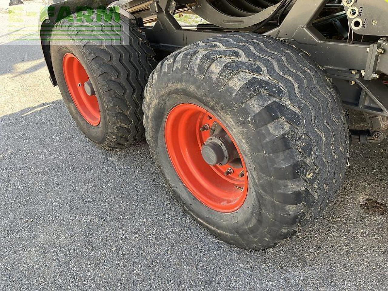 CLAAS quadrant 3200 rc tandem krassort vorabuhäcksler - Kvadratna balirka: slika CLAAS quadrant 3200 rc tandem krassort vorabuhäcksler - Kvadratna balirka CLAAS quadrant 3200 rc tandem krassort vorabuhäcksler - Kvadratna balirka: slika CLAAS quadrant 3200 rc tandem krassort vorabuhäcksler - Kvadratna balirka