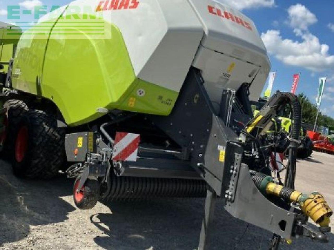 CLAAS quadrant 5200 fc tandem - Kvadratna balirka: slika CLAAS quadrant 5200 fc tandem - Kvadratna balirka CLAAS quadrant 5200 fc tandem - Kvadratna balirka: slika CLAAS quadrant 5200 fc tandem - Kvadratna balirka