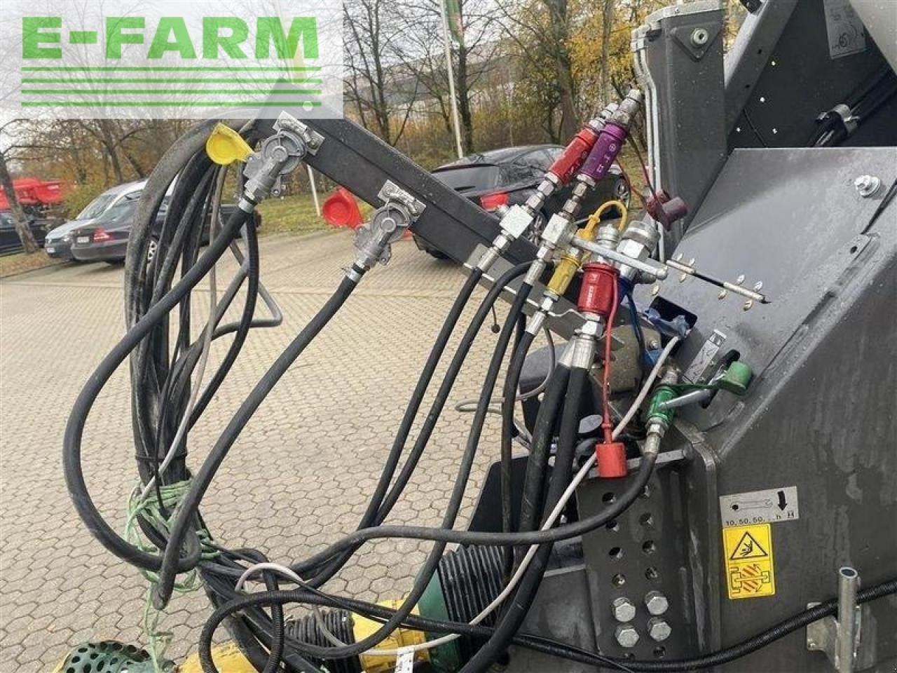 Kvadratna balirka CLAAS quadrant 5200 fc tandem evo: slika Kvadratna balirka CLAAS quadrant 5200 fc tandem evo