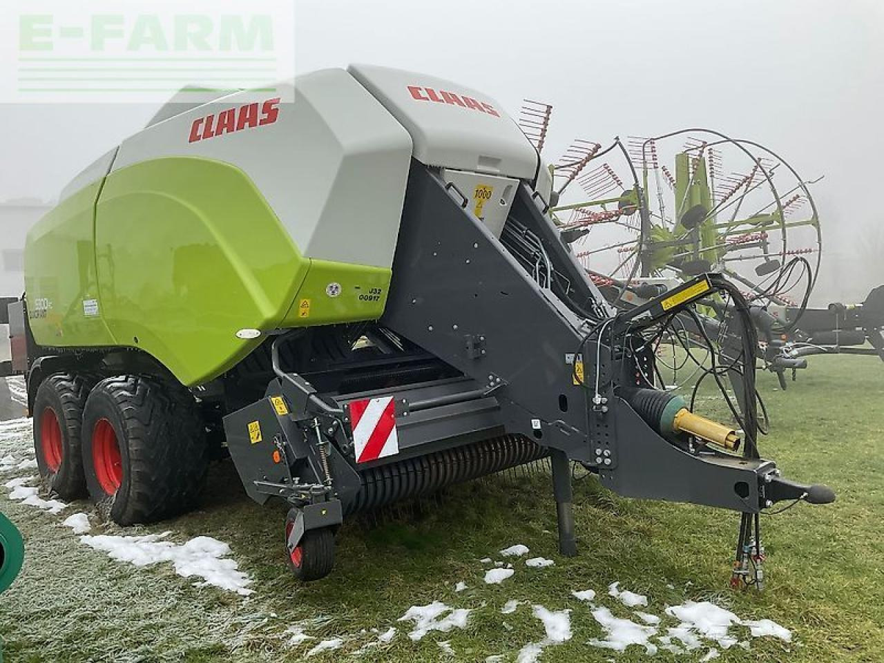 CLAAS quadrant 5300 fc - Kvadratna balirka: slika CLAAS quadrant 5300 fc - Kvadratna balirka CLAAS quadrant 5300 fc - Kvadratna balirka: slika CLAAS quadrant 5300 fc - Kvadratna balirka
