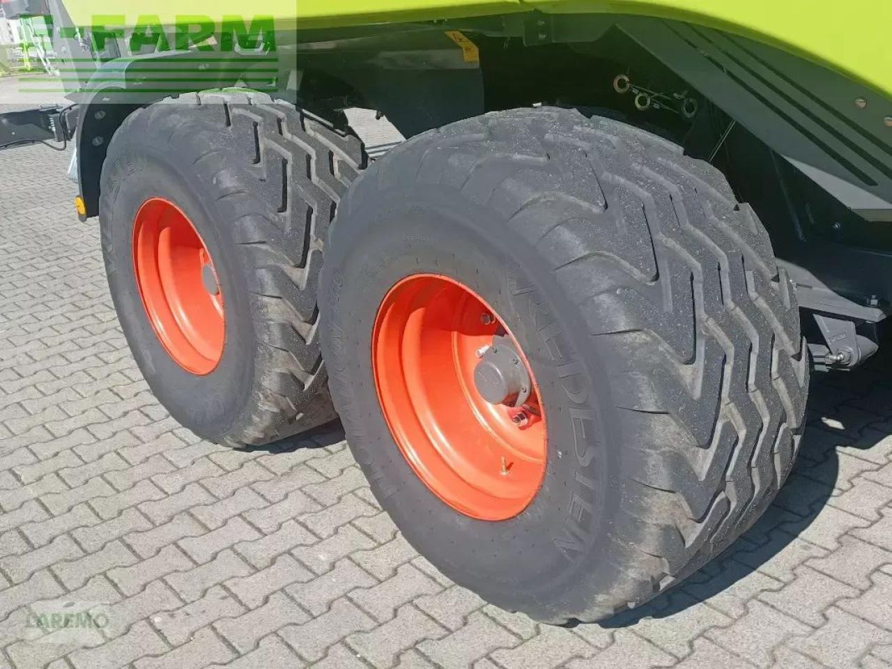 CLAAS quadrant 5300 fc evolution - Kvadratna balirka: slika CLAAS quadrant 5300 fc evolution - Kvadratna balirka CLAAS quadrant 5300 fc evolution - Kvadratna balirka: slika CLAAS quadrant 5300 fc evolution - Kvadratna balirka