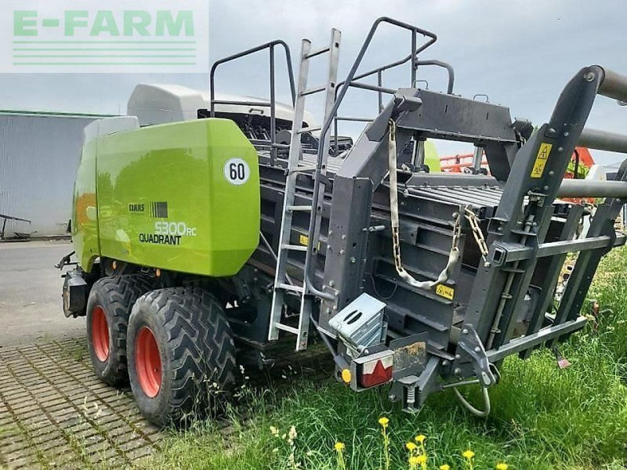CLAAS quadrant 5300 rc t - Kvadratna balirka: slika CLAAS quadrant 5300 rc t - Kvadratna balirka CLAAS quadrant 5300 rc t - Kvadratna balirka: slika CLAAS quadrant 5300 rc t - Kvadratna balirka