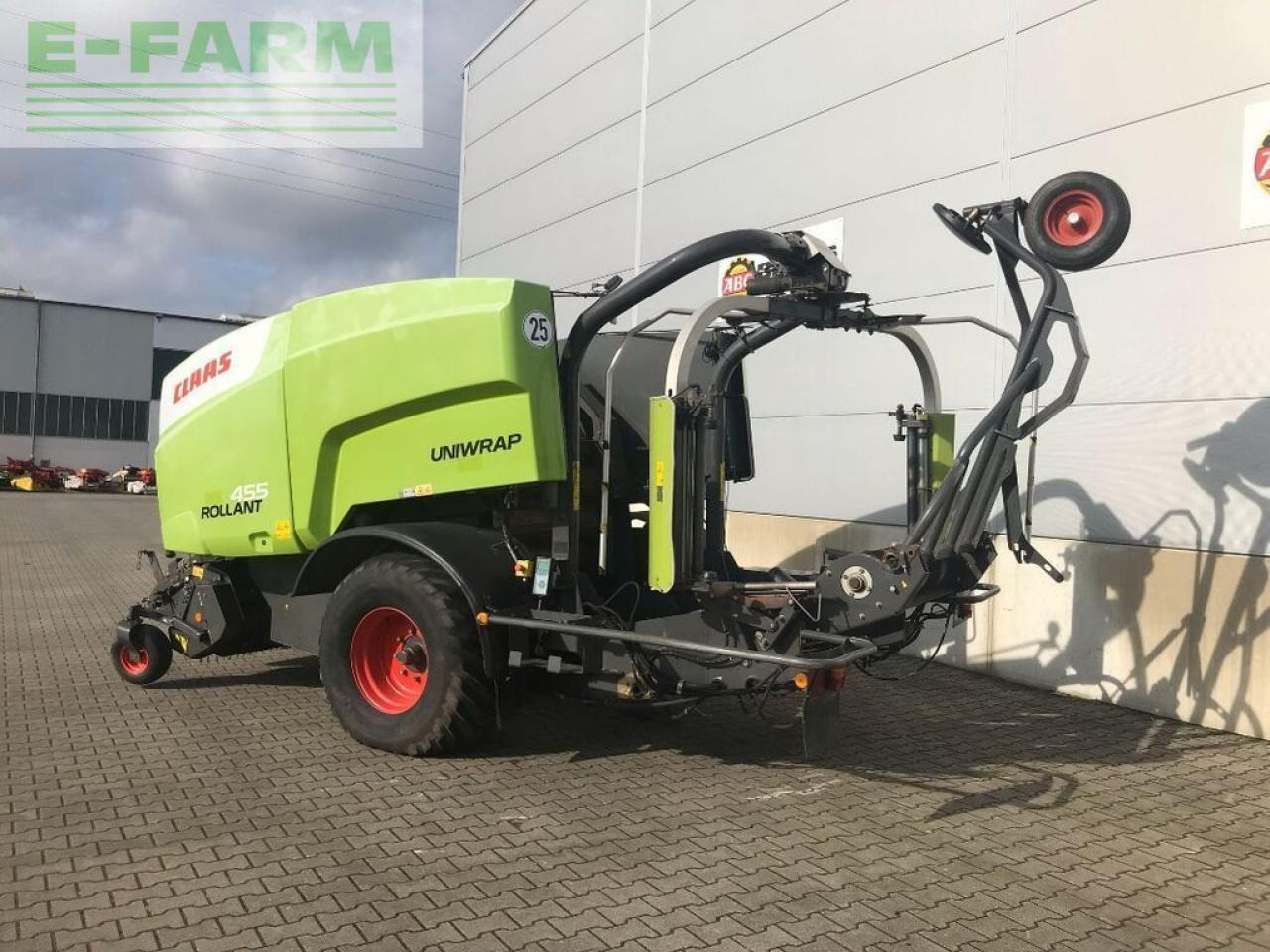 CLAAS rolland 455 uniwrap - Kvadratna balirka: slika CLAAS rolland 455 uniwrap - Kvadratna balirka CLAAS rolland 455 uniwrap - Kvadratna balirka: slika CLAAS rolland 455 uniwrap - Kvadratna balirka