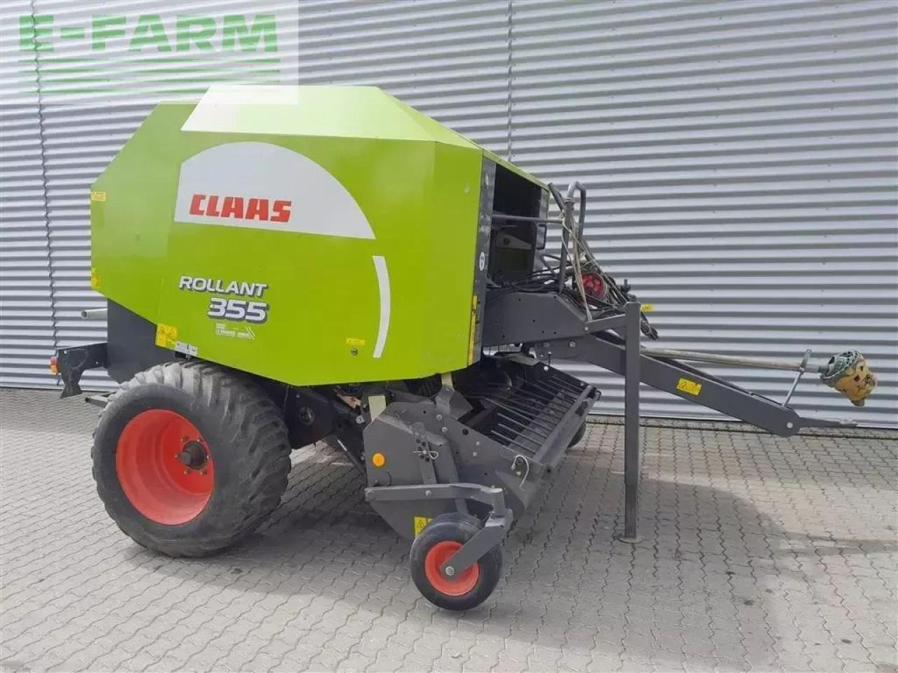 CLAAS rollant 355 - Kvadratna balirka: slika CLAAS rollant 355 - Kvadratna balirka CLAAS rollant 355 - Kvadratna balirka: slika CLAAS rollant 355 - Kvadratna balirka