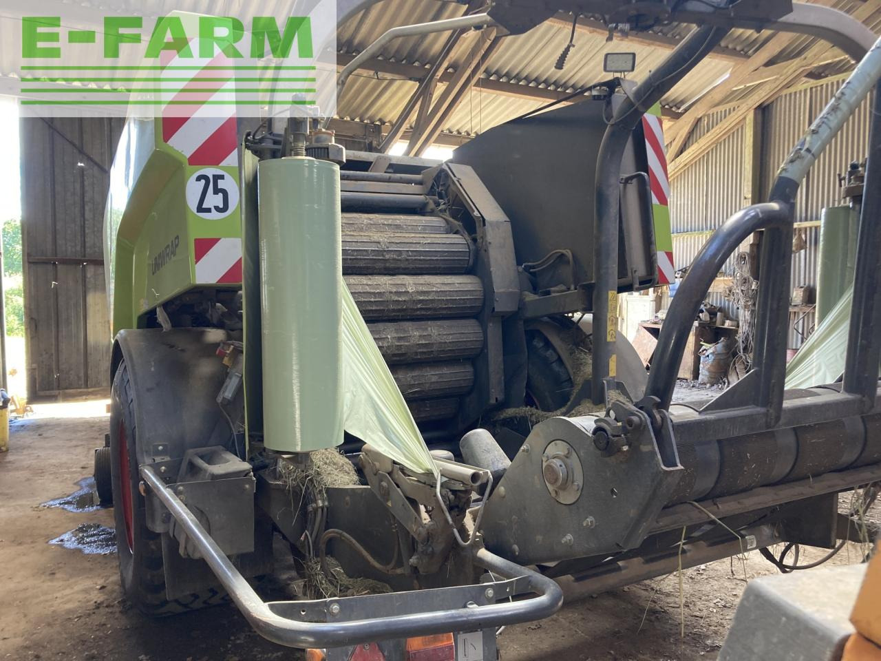 CLAAS rollant 455 rc uniwrap - Kvadratna balirka: slika CLAAS rollant 455 rc uniwrap - Kvadratna balirka CLAAS rollant 455 rc uniwrap - Kvadratna balirka: slika CLAAS rollant 455 rc uniwrap - Kvadratna balirka