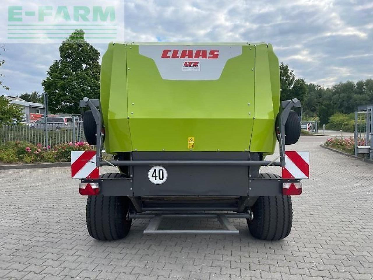 CLAAS rollant 520 rc - Kvadratna balirka: slika CLAAS rollant 520 rc - Kvadratna balirka CLAAS rollant 520 rc - Kvadratna balirka: slika CLAAS rollant 520 rc - Kvadratna balirka
