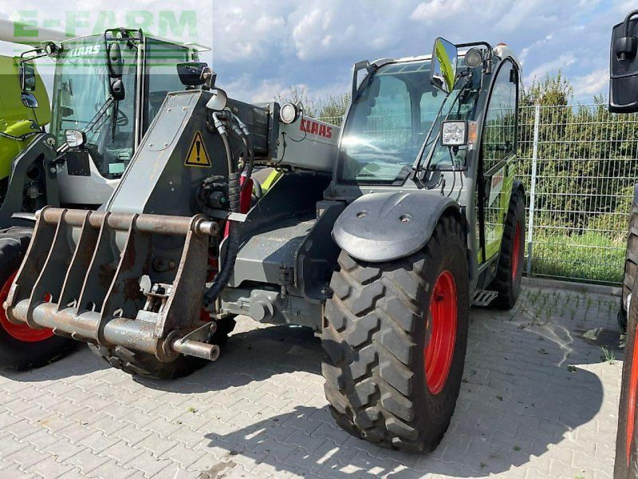 CLAAS scorpion 6035 - Teleskopski rukovatelj: slika CLAAS scorpion 6035 - Teleskopski rukovatelj CLAAS scorpion 6035 - Teleskopski rukovatelj: slika CLAAS scorpion 6035 - Teleskopski rukovatelj