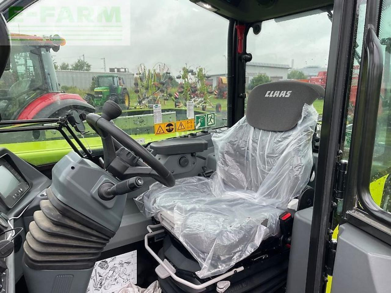 CLAAS scorpion 742 - Teleskopski rukovatelj: slika CLAAS scorpion 742 - Teleskopski rukovatelj CLAAS scorpion 742 - Teleskopski rukovatelj: slika CLAAS scorpion 742 - Teleskopski rukovatelj