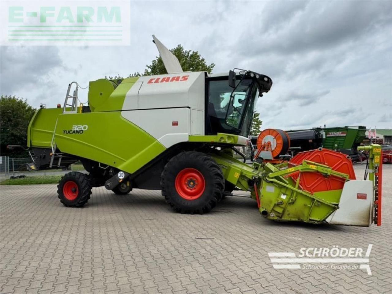 CLAAS tucano 320 - Kombajn za žetvu: slika CLAAS tucano 320 - Kombajn za žetvu CLAAS tucano 320 - Kombajn za žetvu: slika CLAAS tucano 320 - Kombajn za žetvu