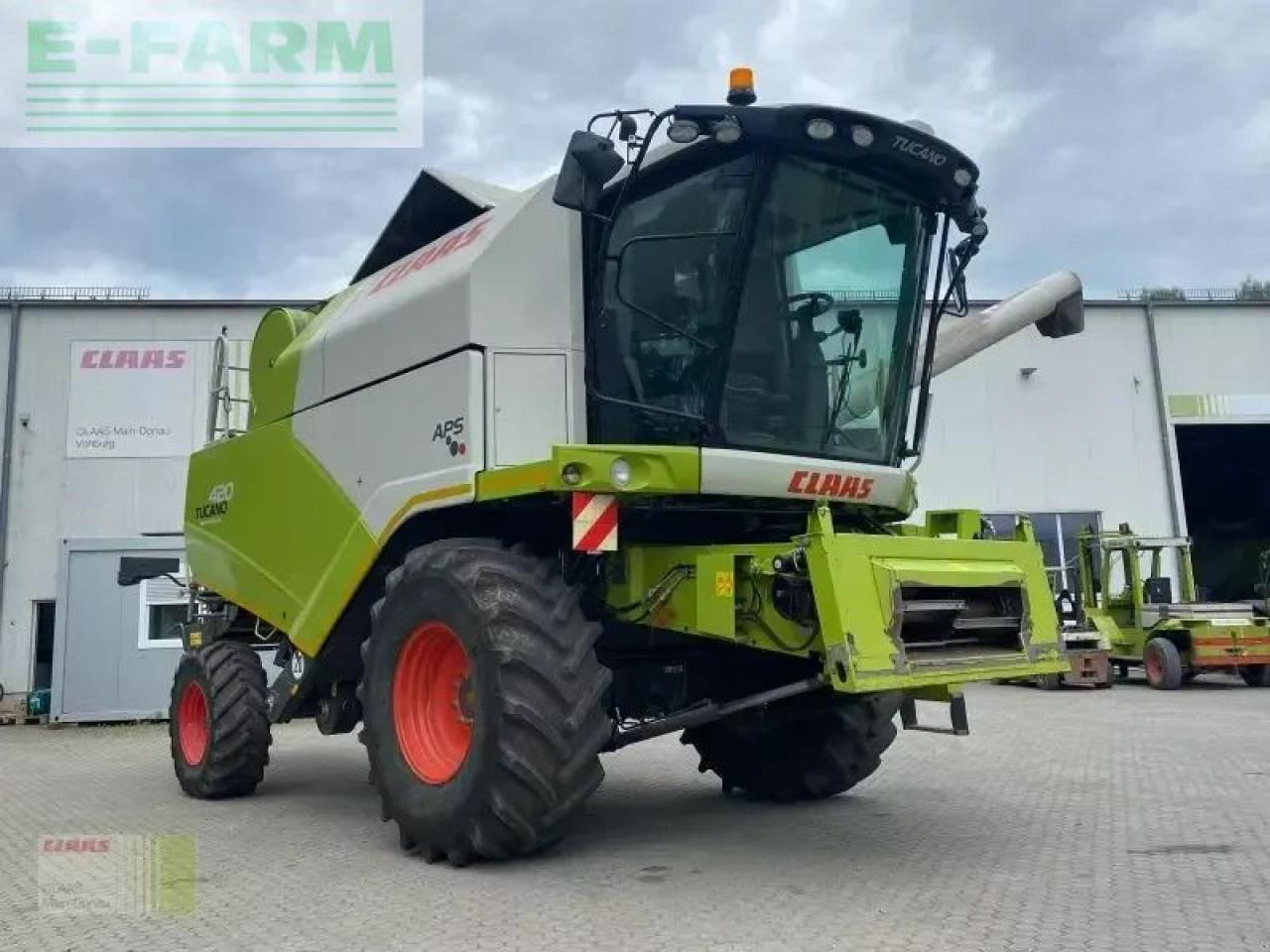 CLAAS tucano 420 m. vario 540 +tw - Kombajn za žetvu: slika CLAAS tucano 420 m. vario 540 +tw - Kombajn za žetvu CLAAS tucano 420 m. vario 540 +tw - Kombajn za žetvu: slika CLAAS tucano 420 m. vario 540 +tw - Kombajn za žetvu