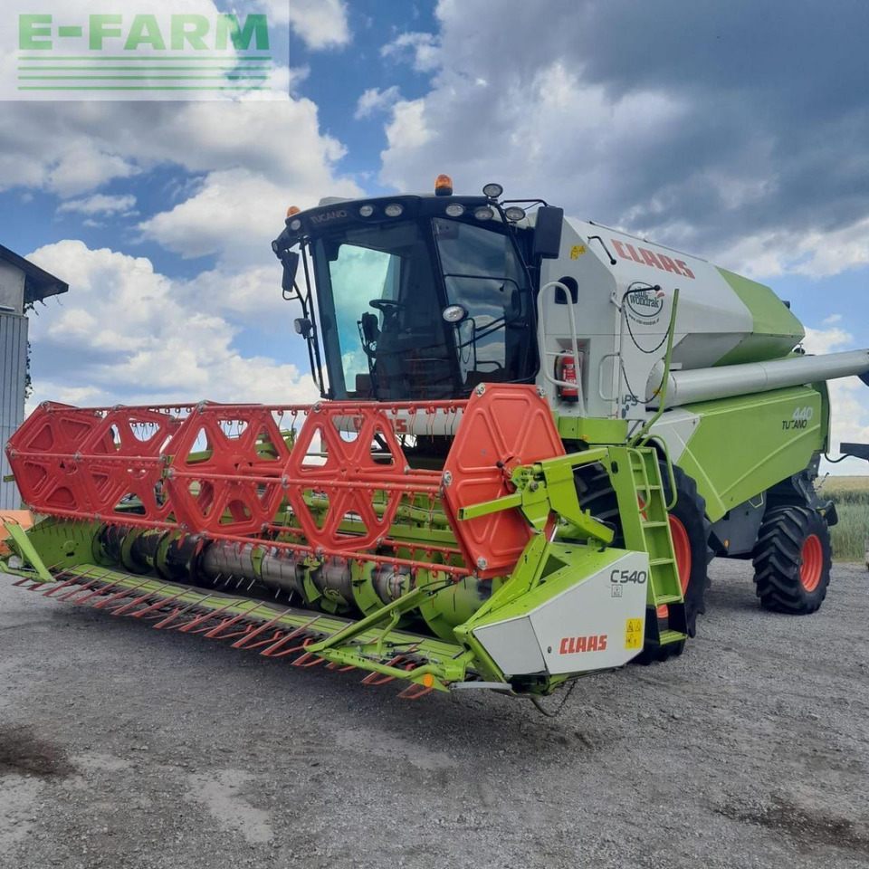 CLAAS tucano 440 - Kombajn za žetvu: slika CLAAS tucano 440 - Kombajn za žetvu CLAAS tucano 440 - Kombajn za žetvu: slika CLAAS tucano 440 - Kombajn za žetvu
