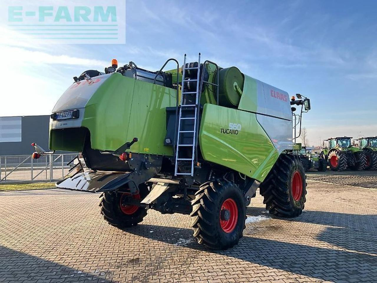 CLAAS tucano 560 - Kombajn za žetvu: slika CLAAS tucano 560 - Kombajn za žetvu CLAAS tucano 560 - Kombajn za žetvu: slika CLAAS tucano 560 - Kombajn za žetvu