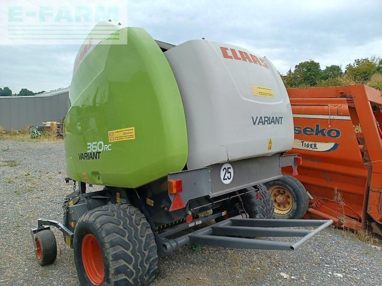 CLAAS variant 360 rc - Kvadratna balirka: slika CLAAS variant 360 rc - Kvadratna balirka CLAAS variant 360 rc - Kvadratna balirka: slika CLAAS variant 360 rc - Kvadratna balirka