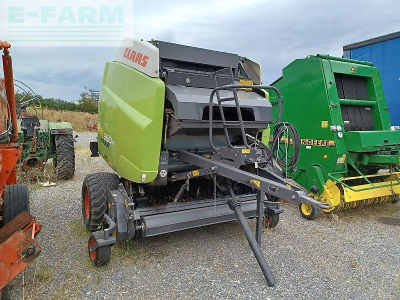 CLAAS variant 360 rc - Kvadratna balirka: slika CLAAS variant 360 rc - Kvadratna balirka CLAAS variant 360 rc - Kvadratna balirka: slika CLAAS variant 360 rc - Kvadratna balirka