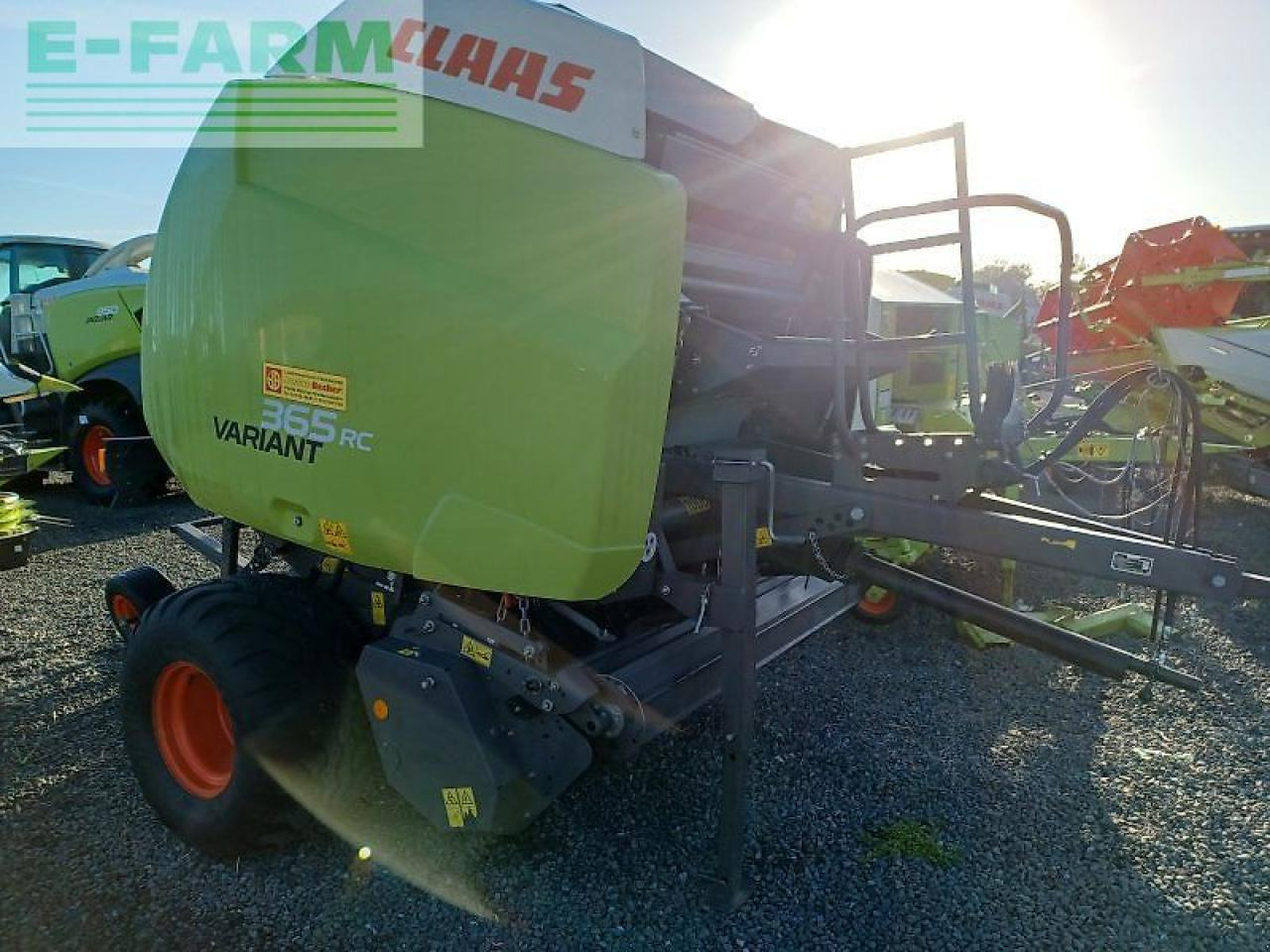 CLAAS variant 365 rc - Kvadratna balirka: slika CLAAS variant 365 rc - Kvadratna balirka CLAAS variant 365 rc - Kvadratna balirka: slika CLAAS variant 365 rc - Kvadratna balirka