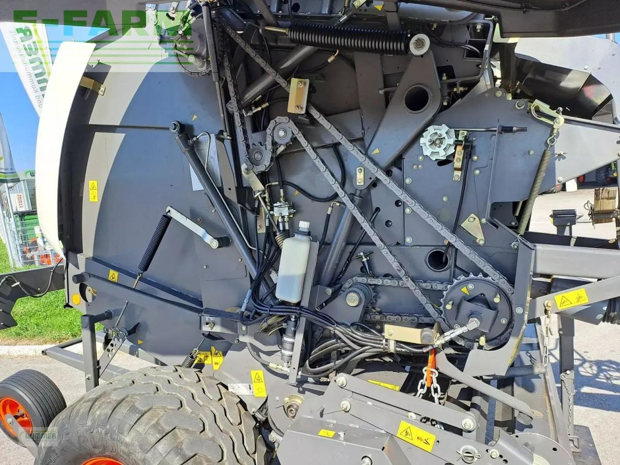 Kvadratna balirka CLAAS variant 385 rc - gebrauchte rundballenpresse: slika Kvadratna balirka CLAAS variant 385 rc - gebrauchte rundballenpresse Kvadratna balirka CLAAS variant 385 rc - gebrauchte rundballenpresse: slika Kvadratna balirka CLAAS variant 385 rc - gebrauchte rundballenpresse