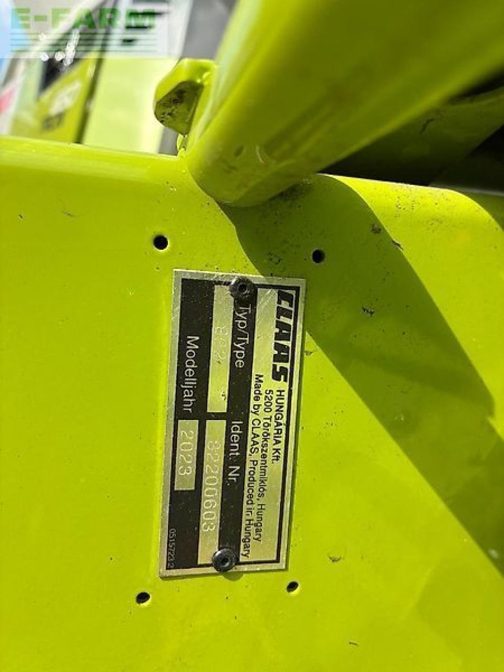 CLAAS vario 680 - Priključak za silažni kombajn: slika CLAAS vario 680 - Priključak za silažni kombajn CLAAS vario 680 - Priključak za silažni kombajn: slika CLAAS vario 680 - Priključak za silažni kombajn