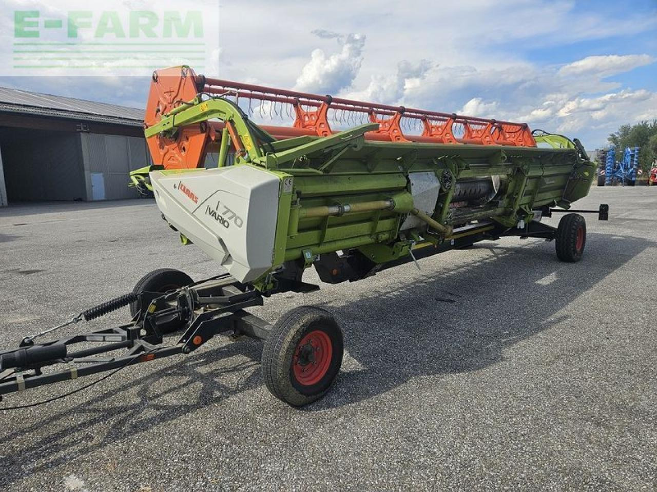 CLAAS vario 770 + rapstrenner + transportwagen - Heder za kombajn: slika CLAAS vario 770 + rapstrenner + transportwagen - Heder za kombajn CLAAS vario 770 + rapstrenner + transportwagen - Heder za kombajn: slika CLAAS vario 770 + rapstrenner + transportwagen - Heder za kombajn