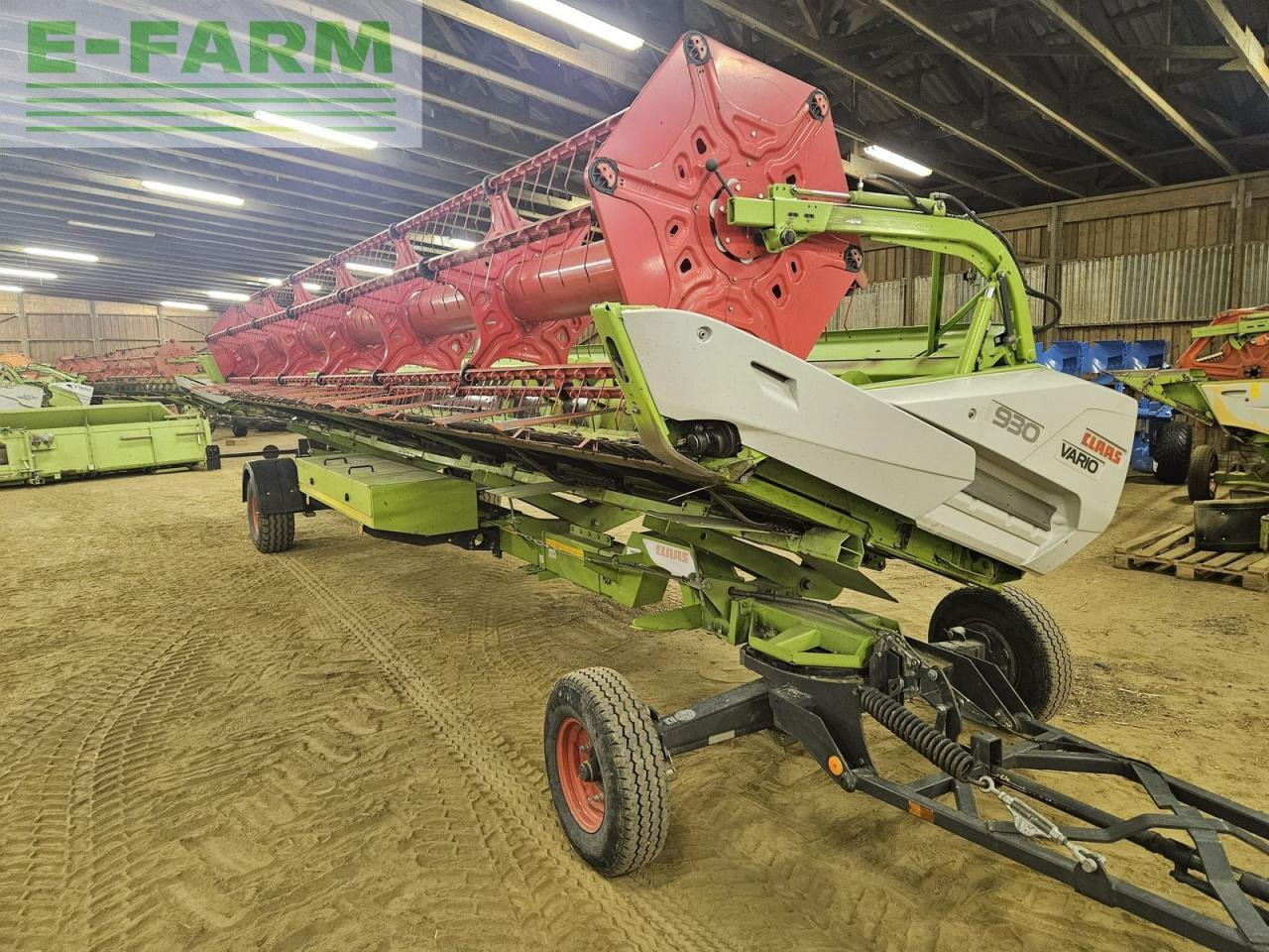 CLAAS vario 930 + 2 rapstrenner + transportwagen - Heder za kombajn: slika CLAAS vario 930 + 2 rapstrenner + transportwagen - Heder za kombajn CLAAS vario 930 + 2 rapstrenner + transportwagen - Heder za kombajn: slika CLAAS vario 930 + 2 rapstrenner + transportwagen - Heder za kombajn