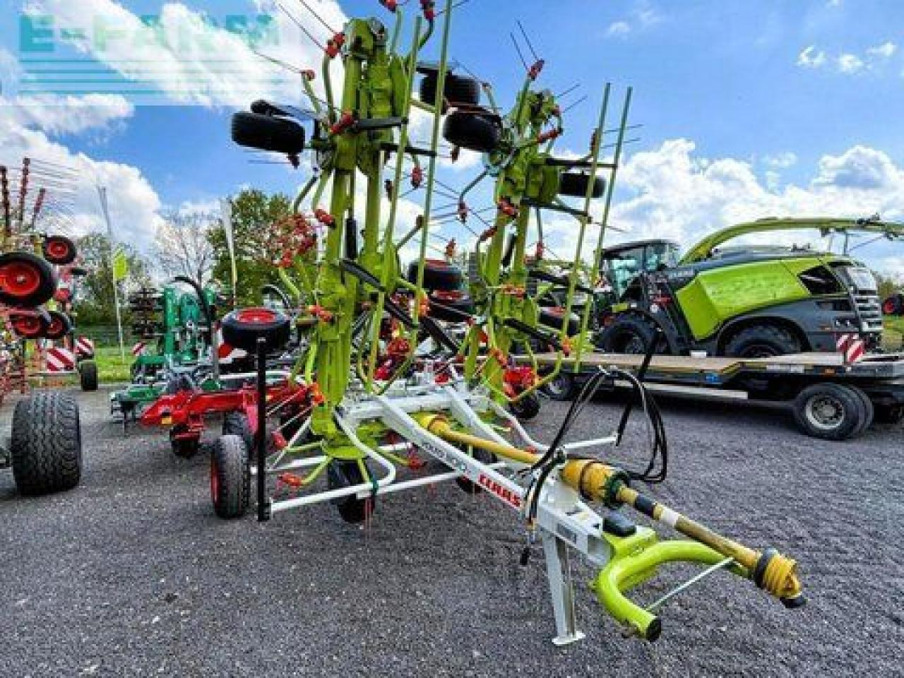 CLAAS volto 1100 t, wie neu ! - Prevrtač sijena/ Grabulje: slika CLAAS volto 1100 t, wie neu ! - Prevrtač sijena/ Grabulje CLAAS volto 1100 t, wie neu ! - Prevrtač sijena/ Grabulje: slika CLAAS volto 1100 t, wie neu ! - Prevrtač sijena/ Grabulje