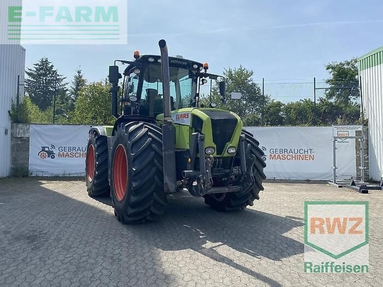CLAAS xerion 3300 trac vc TRAC VC - Traktor: slika CLAAS xerion 3300 trac vc TRAC VC - Traktor CLAAS xerion 3300 trac vc TRAC VC - Traktor: slika CLAAS xerion 3300 trac vc TRAC VC - Traktor