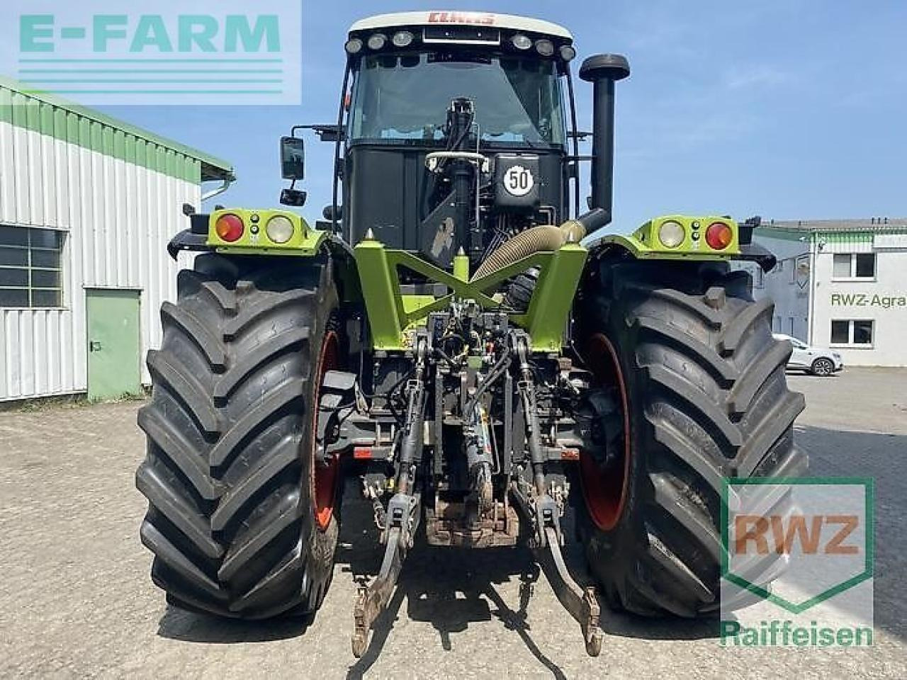 CLAAS xerion 3300 trac vc TRAC VC - Traktor: slika CLAAS xerion 3300 trac vc TRAC VC - Traktor CLAAS xerion 3300 trac vc TRAC VC - Traktor: slika CLAAS xerion 3300 trac vc TRAC VC - Traktor