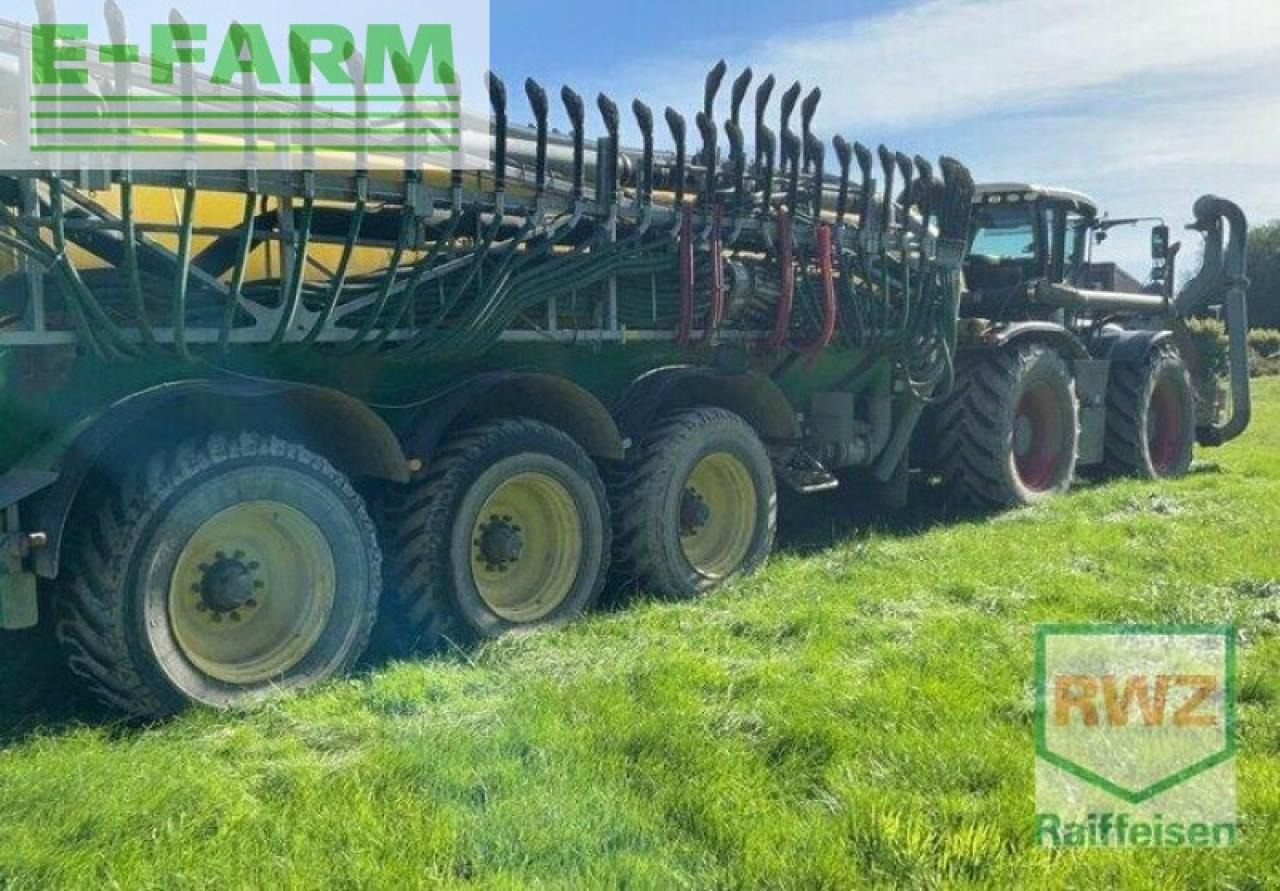CLAAS xerion 3800 trac - Samopogonjena prskalica: slika CLAAS xerion 3800 trac - Samopogonjena prskalica CLAAS xerion 3800 trac - Samopogonjena prskalica: slika CLAAS xerion 3800 trac - Samopogonjena prskalica