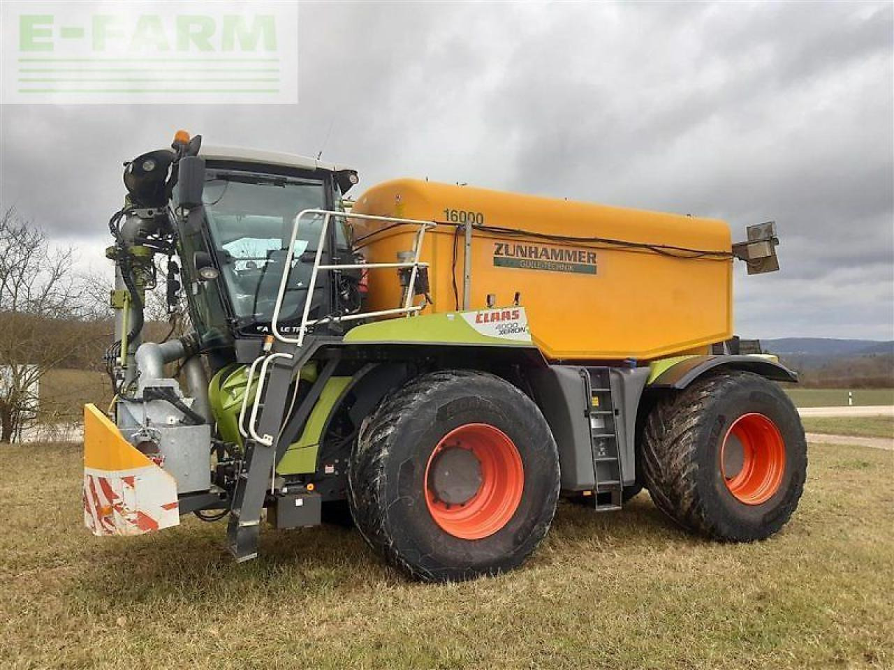 CLAAS xerion 4000 saddle trac SADDLE TRAC - Samopogonjena prskalica: slika CLAAS xerion 4000 saddle trac SADDLE TRAC - Samopogonjena prskalica CLAAS xerion 4000 saddle trac SADDLE TRAC - Samopogonjena prskalica: slika CLAAS xerion 4000 saddle trac SADDLE TRAC - Samopogonjena prskalica