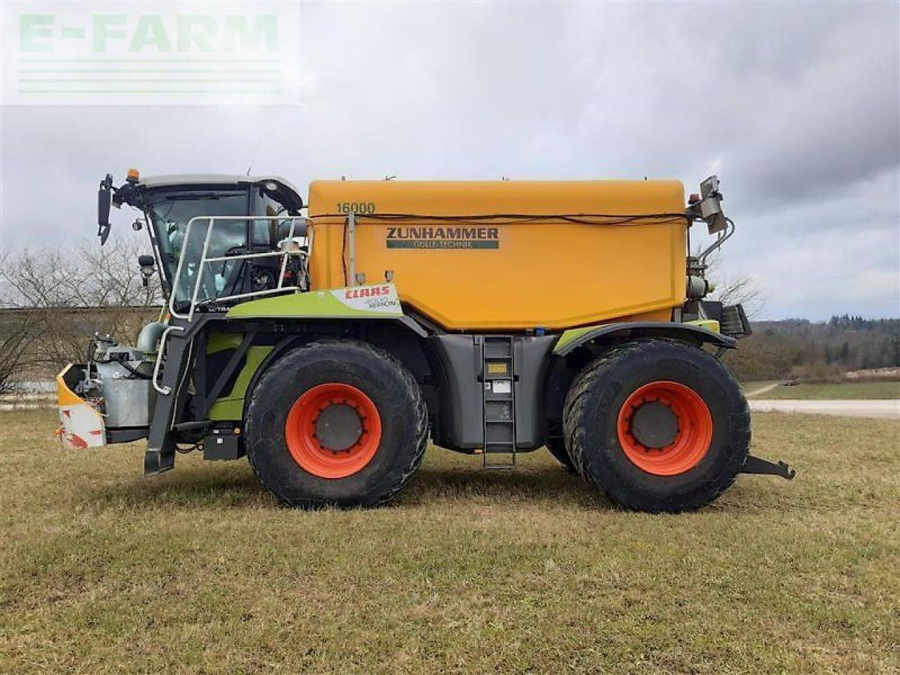 CLAAS xerion 4000 saddle trac SADDLE TRAC - Samopogonjena prskalica: slika CLAAS xerion 4000 saddle trac SADDLE TRAC - Samopogonjena prskalica CLAAS xerion 4000 saddle trac SADDLE TRAC - Samopogonjena prskalica: slika CLAAS xerion 4000 saddle trac SADDLE TRAC - Samopogonjena prskalica