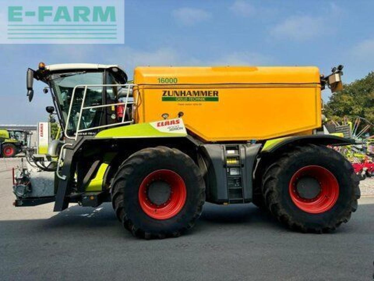 CLAAS xerion 4000 saddle trac, zunhammer acx 16 cbm SADDLE TRAC - Traktor: slika CLAAS xerion 4000 saddle trac, zunhammer acx 16 cbm SADDLE TRAC - Traktor CLAAS xerion 4000 saddle trac, zunhammer acx 16 cbm SADDLE TRAC - Traktor: slika CLAAS xerion 4000 saddle trac, zunhammer acx 16 cbm SADDLE TRAC - Traktor