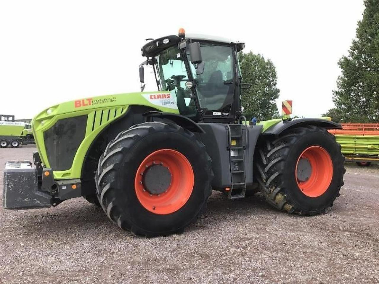 CLAAS xerion 5000 trac TRAC - Traktor: slika CLAAS xerion 5000 trac TRAC - Traktor CLAAS xerion 5000 trac TRAC - Traktor: slika CLAAS xerion 5000 trac TRAC - Traktor