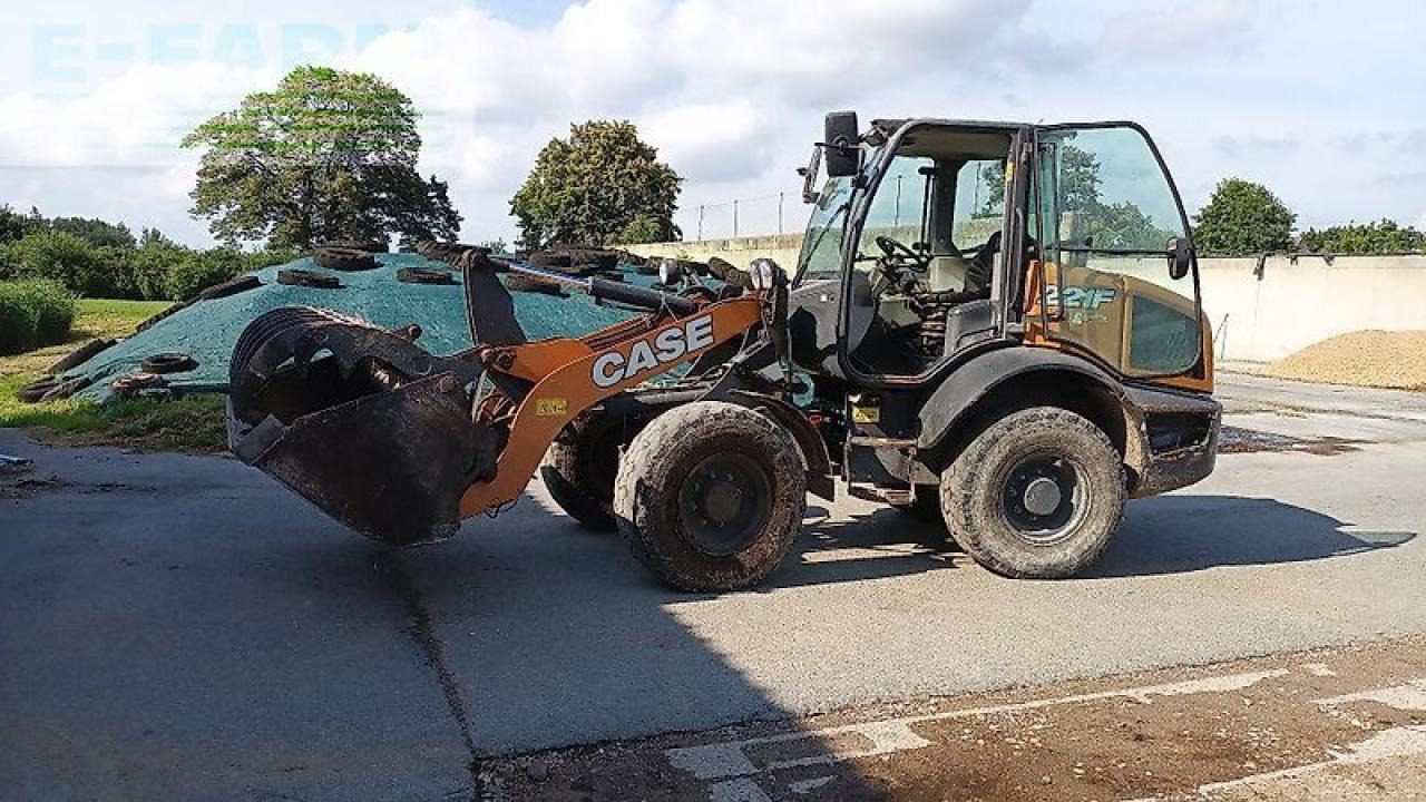 Case-IH 221 f - Mini bager: slika Case-IH 221 f - Mini bager Case-IH 221 f - Mini bager: slika Case-IH 221 f - Mini bager