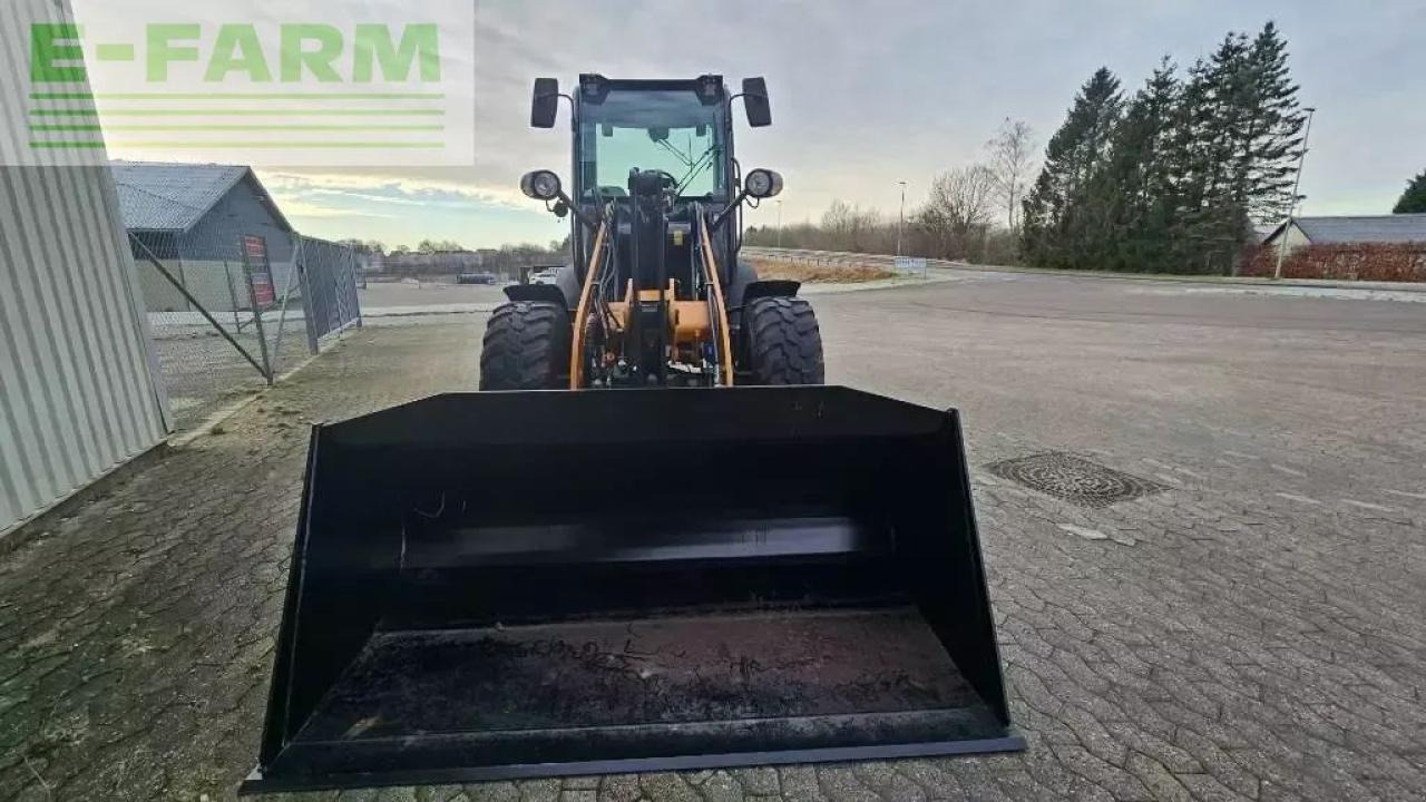 Case-IH 321 f - Mini bager: slika Case-IH 321 f - Mini bager Case-IH 321 f - Mini bager: slika Case-IH 321 f - Mini bager