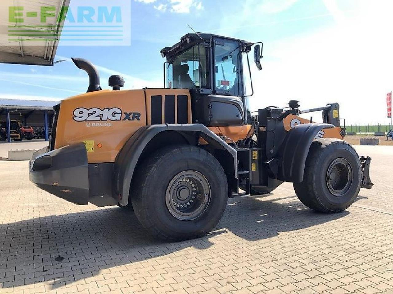 Case-IH 921g - Mini bager: slika Case-IH 921g - Mini bager Case-IH 921g - Mini bager: slika Case-IH 921g - Mini bager