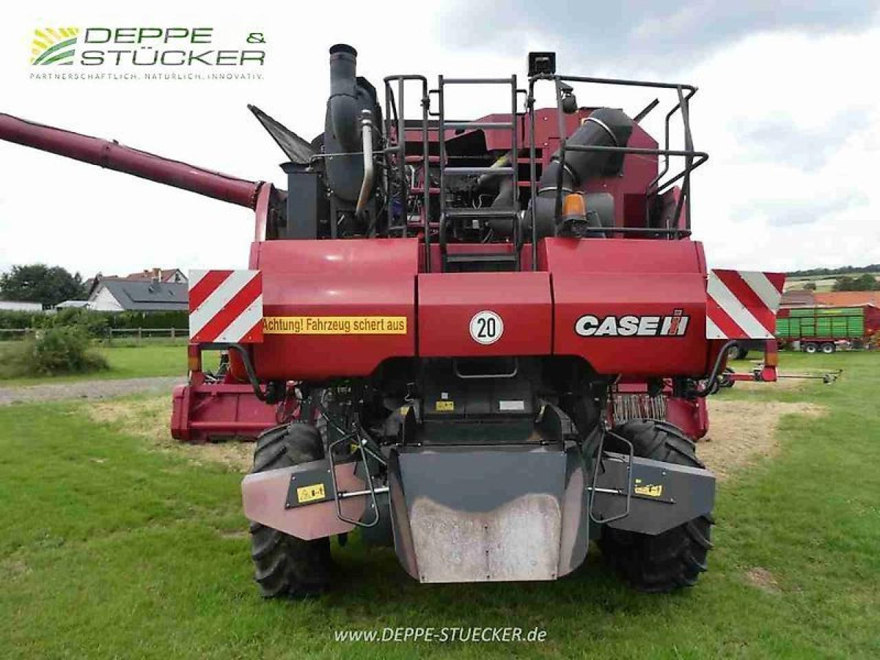 Case-IH 9230 raupe - Kombajn za žetvu: slika Case-IH 9230 raupe - Kombajn za žetvu Case-IH 9230 raupe - Kombajn za žetvu: slika Case-IH 9230 raupe - Kombajn za žetvu