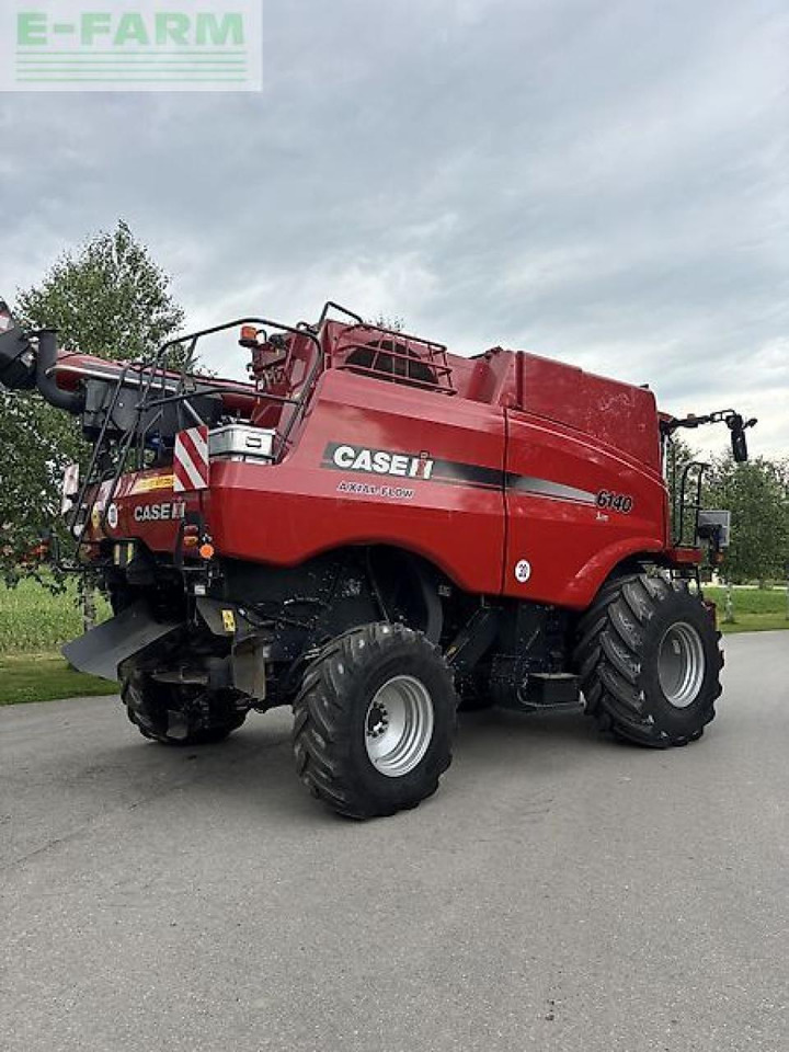 Case-IH axial-flow 6140 - Kombajn za žetvu: slika Case-IH axial-flow 6140 - Kombajn za žetvu Case-IH axial-flow 6140 - Kombajn za žetvu: slika Case-IH axial-flow 6140 - Kombajn za žetvu