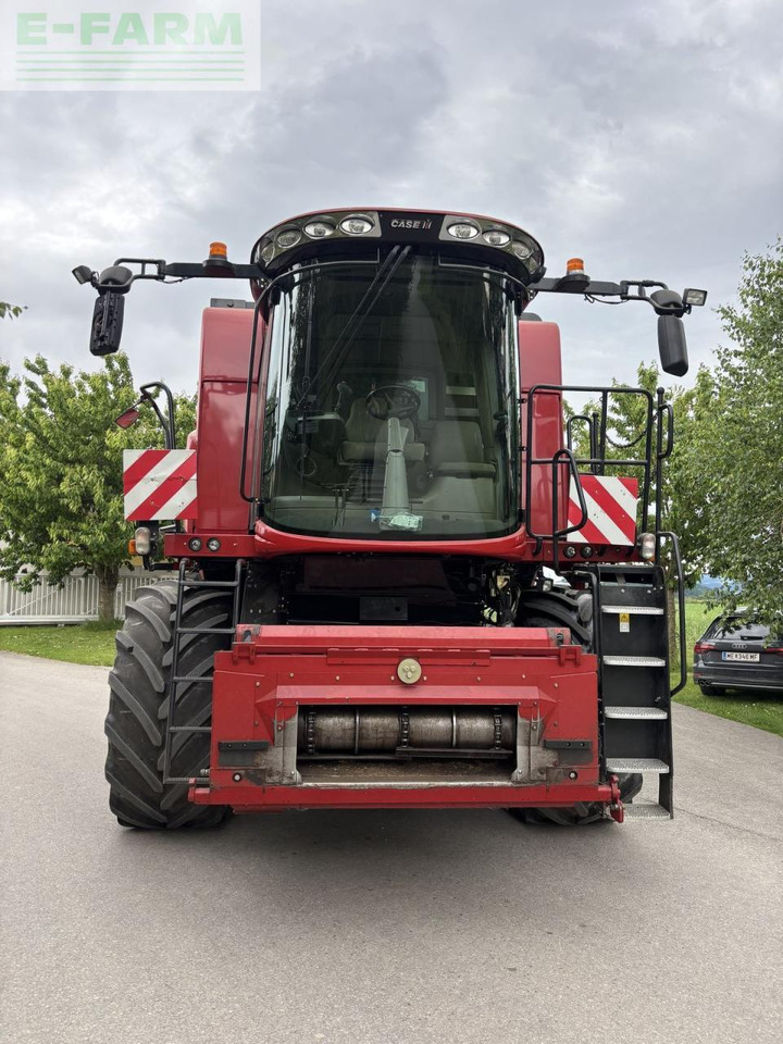 Case-IH axial-flow 6140 - Kombajn za žetvu: slika Case-IH axial-flow 6140 - Kombajn za žetvu Case-IH axial-flow 6140 - Kombajn za žetvu: slika Case-IH axial-flow 6140 - Kombajn za žetvu