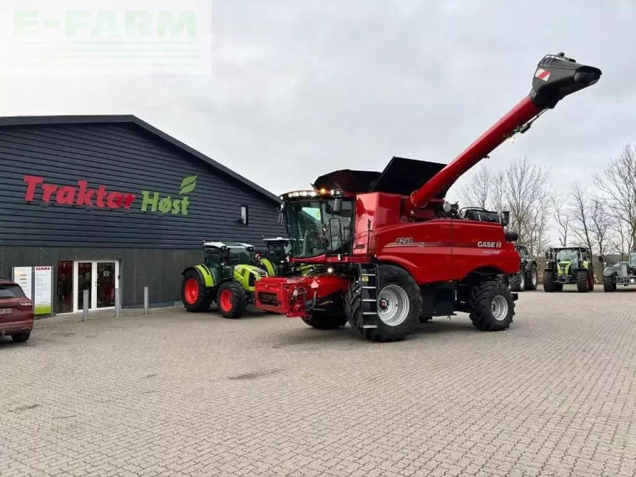 Case-IH axial flow 8250 - Kombajn za žetvu: slika Case-IH axial flow 8250 - Kombajn za žetvu Case-IH axial flow 8250 - Kombajn za žetvu: slika Case-IH axial flow 8250 - Kombajn za žetvu