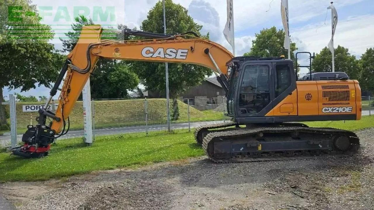 Case-IH cx 210 e - Bager gusjeničar: slika Case-IH cx 210 e - Bager gusjeničar Case-IH cx 210 e - Bager gusjeničar: slika Case-IH cx 210 e - Bager gusjeničar