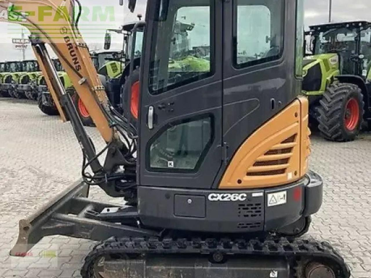 Case-IH cx 26c - Mini bager: slika Case-IH cx 26c - Mini bager Case-IH cx 26c - Mini bager: slika Case-IH cx 26c - Mini bager