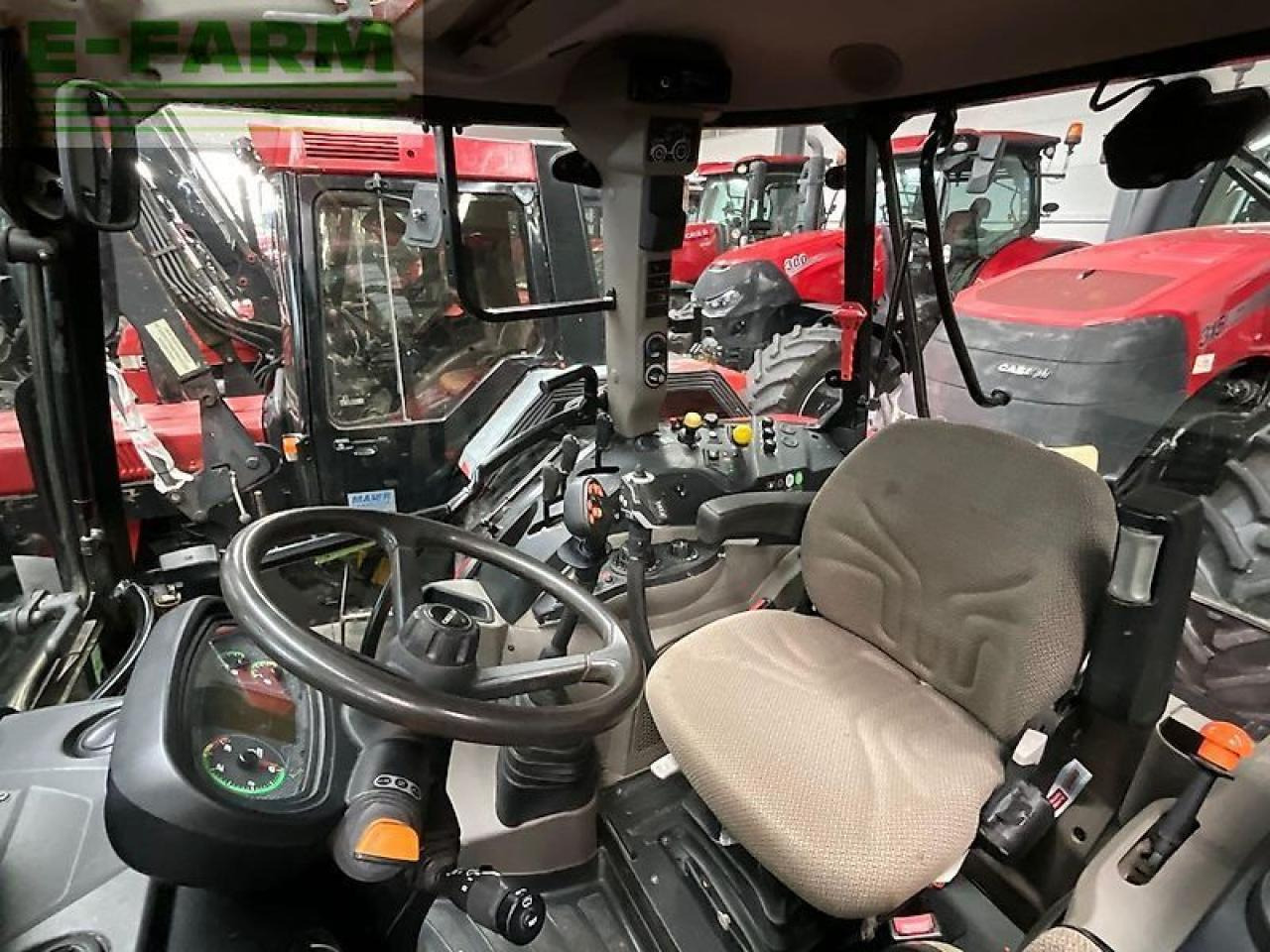Case-IH farmall 95 u pro Pro - Traktor: slika Case-IH farmall 95 u pro Pro - Traktor Case-IH farmall 95 u pro Pro - Traktor: slika Case-IH farmall 95 u pro Pro - Traktor