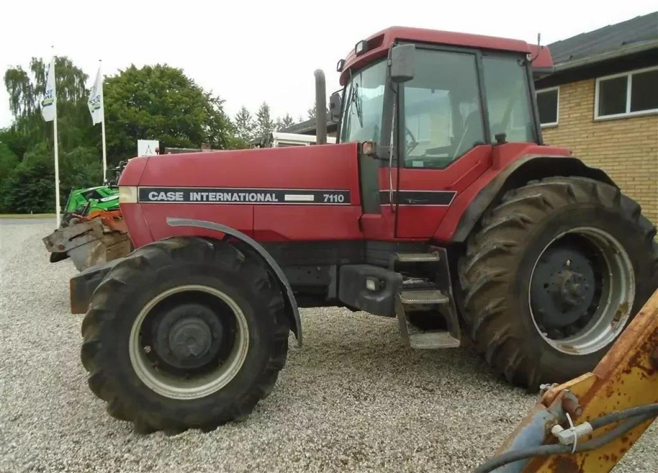 Case-IH magnum 7110 - Traktor: slika Case-IH magnum 7110 - Traktor Case-IH magnum 7110 - Traktor: slika Case-IH magnum 7110 - Traktor